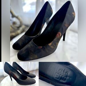 AUTHENTIC GIVENCHY FLORAL PUMPS HEELS Size 36.5